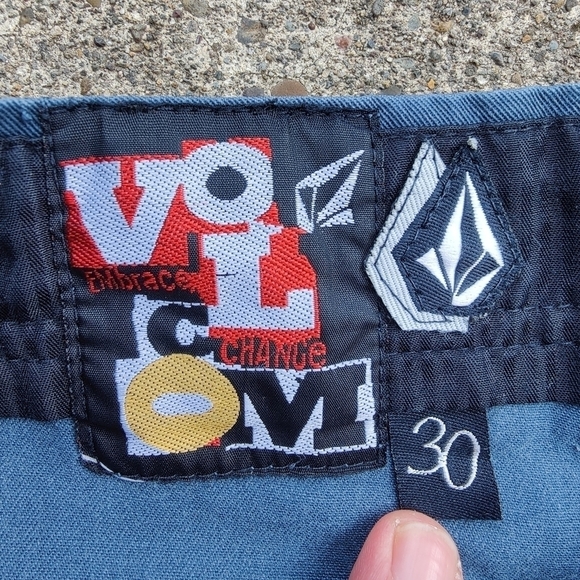 Vintage Y2K 2000s VOLCOM Faded Blue Casual Skater Skate Shorts Mens Size 30 - Picture 2 of 12
